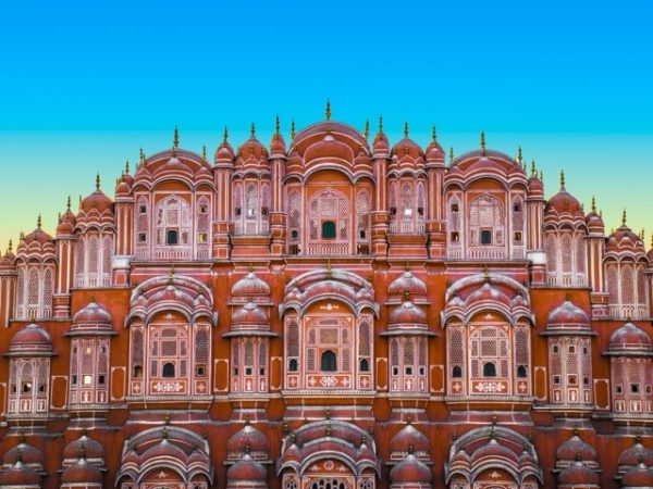 Hawa Mahal facade in Jaipur, a key destination on our exclusive India luxury group tour.
