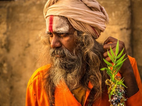 Premium Varanasi travel itinerary showcasing curated cultural immersion and spiritual touring in North India.