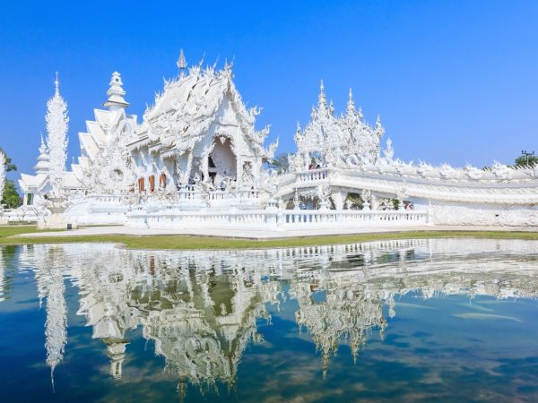 Best Thailand guided group tour package including Chiang Rai temples.